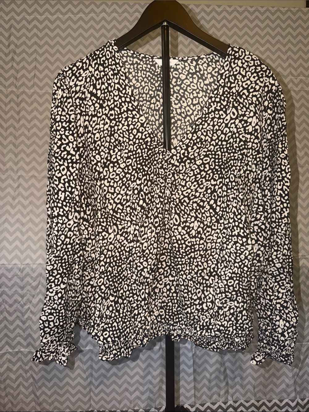 Candie's Black & White Leopard Print V-Neck Blouse